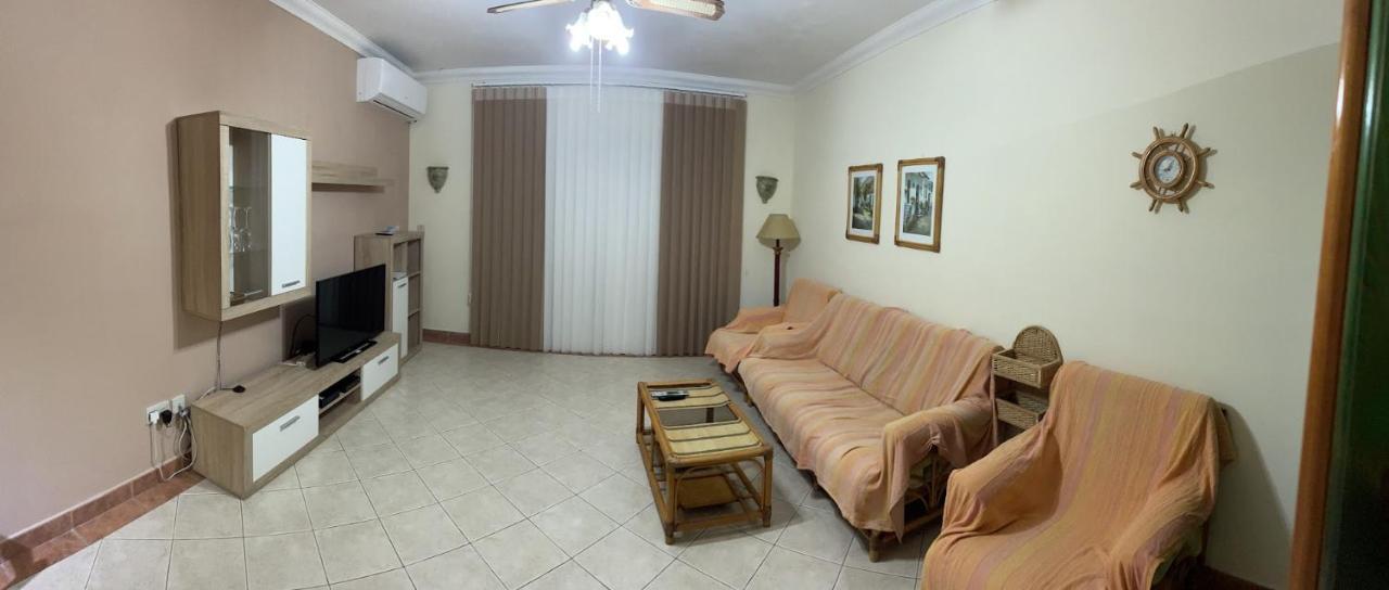 The Halcyon Apartment เมลลิฮา ภายนอก รูปภาพ
